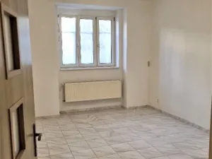 Pronájem bytu 2+1, Praha - Žižkov, Biskupcova, 51 m2