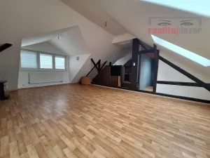Pronájem bytu 2+kk, Šlapanice, Nádražní, 58 m2