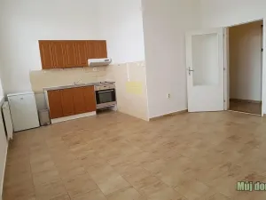 Pronájem bytu 1+kk, Praha - Stodůlky, Sluneční náměstí, 32 m2