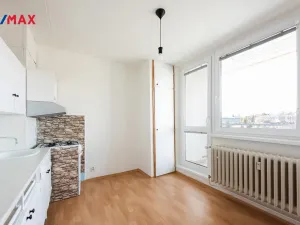 Prodej bytu 1+1, Brno - Řečkovice, Horácké náměstí, 44 m2