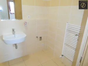 Pronájem bytu 2+kk, Rakovník - Rakovník II, Dukel. hrdinů, 53 m2