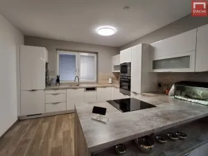 Prodej rodinného domu, Dolany, 150 m2