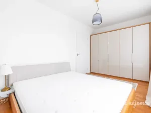 Pronájem bytu 3+kk, Praha - Hloubětín, Waltariho, 75 m2