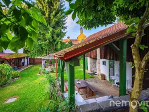 Prodej vícegeneračního domu, Lobeč, 340 m2