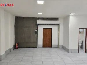 Pronájem obchodního prostoru, Praha - Žižkov, Vlkova, 50 m2