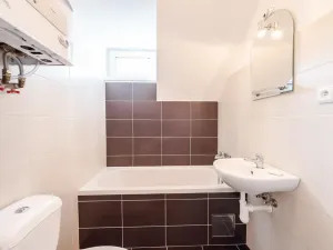 Pronájem bytu 1+1, Praha - Kobylisy, Pod Kynclovkou, 31 m2