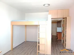 Pronájem bytu 1+kk, Kroměříž, Oskol, 28 m2