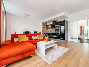 Prodej bytu 2+kk, Praha - Hlubočepy, Silurská, 62 m2