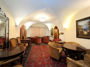 Pronájem obchodního prostoru, Praha - Malá Strana, Maltézské náměstí, 71 m2