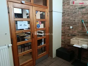 Pronájem obchodního prostoru, Praha - Libeň, Davídkova, 92 m2