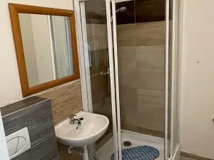 Pronájem bytu 1+1, Velvary, Chržínská, 40 m2