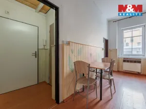 Pronájem bytu 1+1, Karlovy Vary, Jaltská, 42 m2