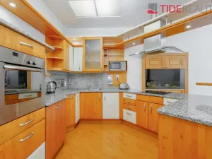 Pronájem bytu 3+1, Praha - Vinohrady, Krkonošská, 120 m2
