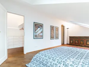 Pronájem bytu 3+1, Praha - Nové Město, Odborů, 96 m2