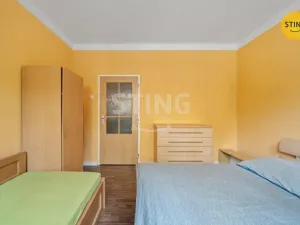 Pronájem bytu 2+1, Nová Role, Tovární, 60 m2
