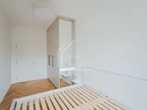 Pronájem bytu 2+kk, Praha - Vinohrady, Vinohradská, 45 m2