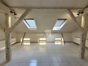 Pronájem bytu 1+kk, Kolín - Kolín I, Zámecká, 43 m2