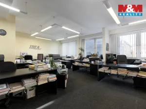 Prodej kanceláře, Bruntál, nám. Míru, 720 m2