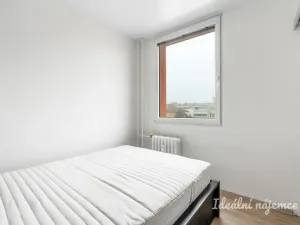 Pronájem bytu 2+kk, Praha - Modřany, Lysinská, 32 m2