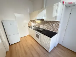 Pronájem bytu 2+kk, Praha - Smíchov, Drtinova, 40 m2