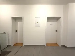 Pronájem kanceláře, Brno - Židenice, Kosmákova, 13 m2