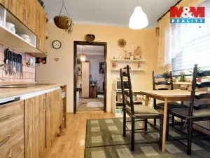 Prodej bytu 3+1, Ústí nad Labem - Severní Terasa, Rabasova, 70 m2