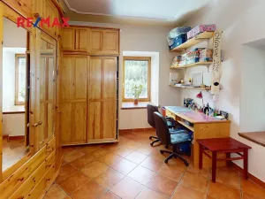 Prodej rodinného domu, Janůvky, 457 m2