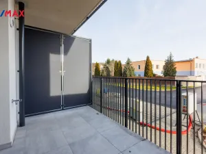 Prodej bytu 1+kk, Kladno - Dubí, Ke křížku, 31 m2