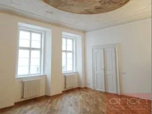 Pronájem bytu 4+1, Praha - Malá Strana, Vlašská, 175 m2