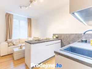 Pronájem bytu 2+1, Praha - Smíchov, Bieblova, 58 m2