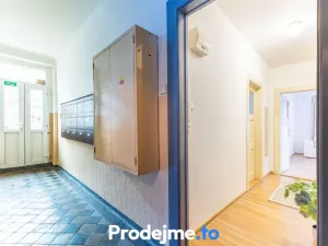 Pronájem bytu 2+1, Praha - Smíchov, Bieblova, 58 m2