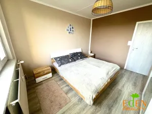 Prodej bytu 3+1, Plzeň, Bzenecká, 65 m2