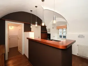 Pronájem obchodního prostoru, Praha - Malá Strana, Maltézské náměstí, 71 m2