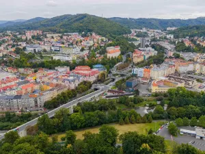 Prodej komerčního pozemku, Karlovy Vary, 5900 m2
