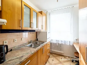 Pronájem bytu 3+1, Praha - Troja, Krosenská, 69 m2