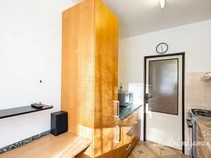 Pronájem bytu 3+1, Praha - Troja, Krosenská, 69 m2