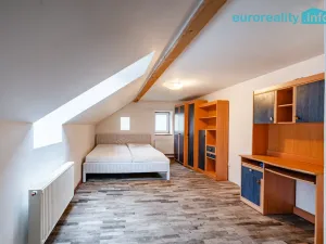 Prodej rodinného domu, Kraslice - Černá, 192 m2