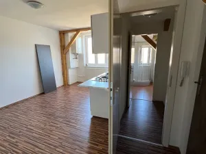 Pronájem bytu 1+kk, Aš, Chebská, 21 m2