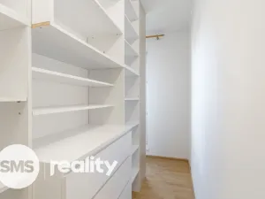 Prodej bytu 3+1, Frýdek-Místek - Frýdek, Novodvorská, 76 m2