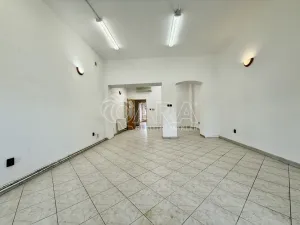 Pronájem obchodního prostoru, Nový Jičín, Dolní brána, 65 m2