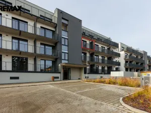 Prodej bytu 1+kk, Kladno - Dubí, Ke křížku, 31 m2