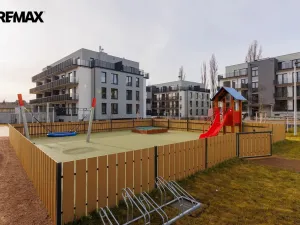 Prodej bytu 1+kk, Kladno - Dubí, Ke křížku, 31 m2