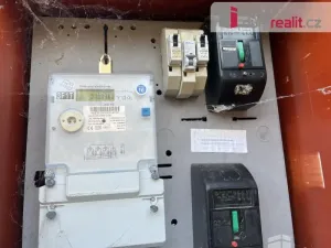 Pronájem garáže, Luhačovice, V Drahách, 30 m2