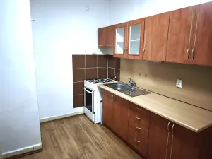 Pronájem bytu 2+1, Slaný, Mírová, 54 m2