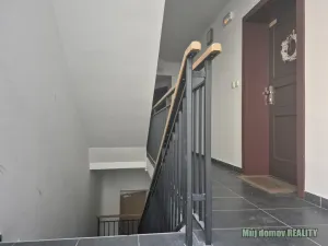 Pronájem bytu 1+kk, Praha - Vinohrady, Francouzská, 60 m2