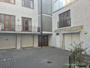 Pronájem bytu 1+kk, Praha - Vinohrady, Francouzská, 60 m2