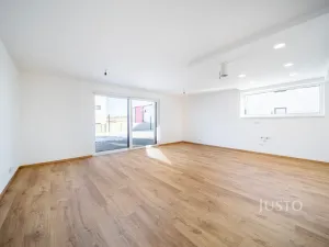 Prodej bytu 5+kk, Srubec, Smrková, 121 m2