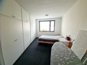 Pronájem bytu 2+kk, Praha, Proutěná, 50 m2