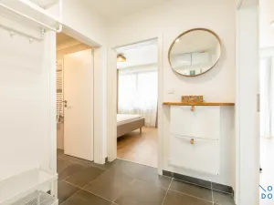 Pronájem bytu 2+kk, Praha - Modřany, Komořanská, 60 m2