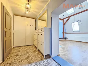 Pronájem bytu 3+1, Chomutov, Škroupova, 95 m2